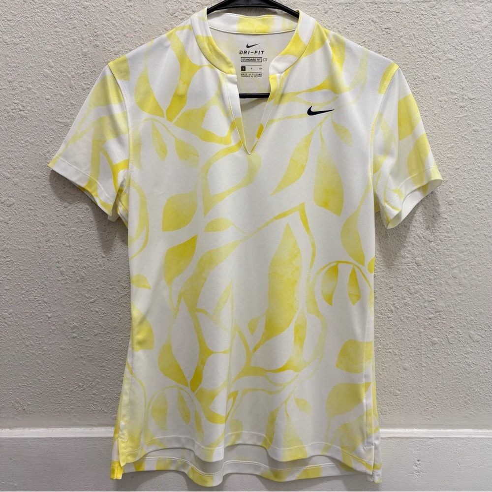 Nike White and Yellow Leaf Print Victory Golf Split Neck Top Small